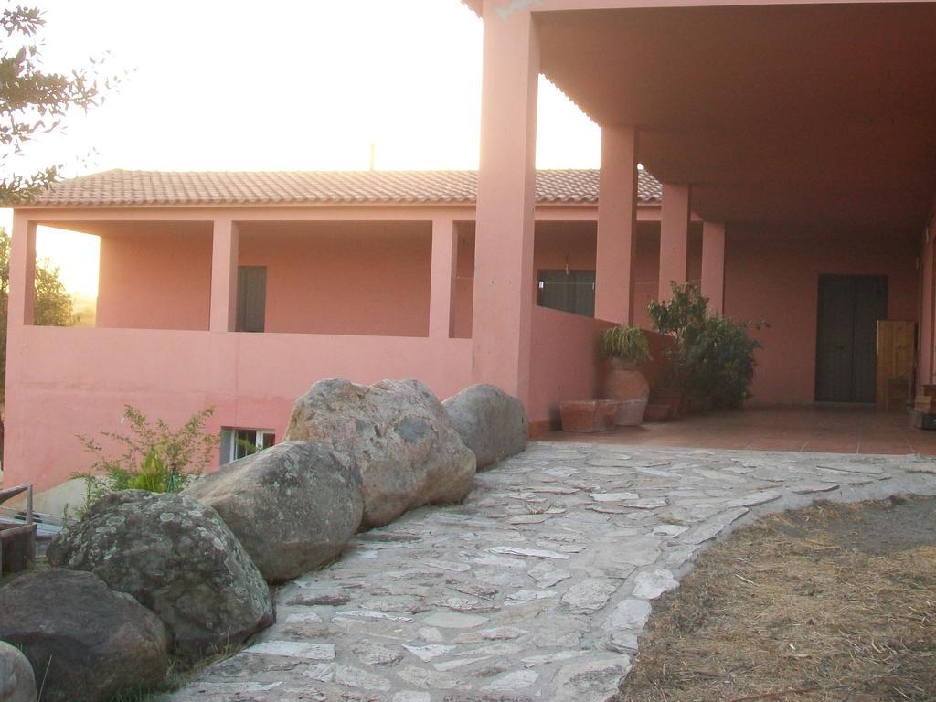 Agriturismo Farris Massimo Perfugas Pokoj fotografie